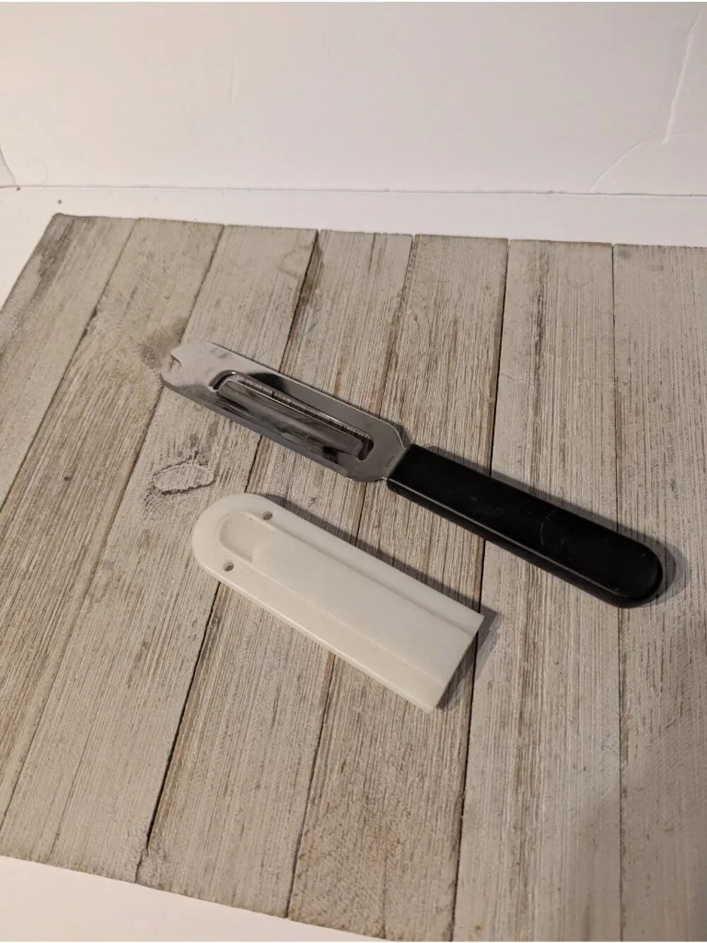 Pampered Chef features pampered